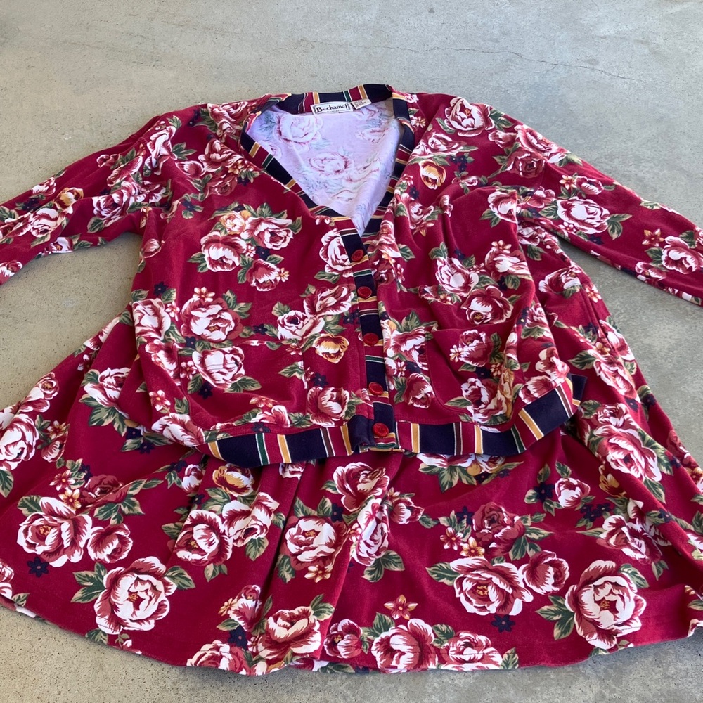 VTG Bechamel Floral Cardigan and Skirt Set, L